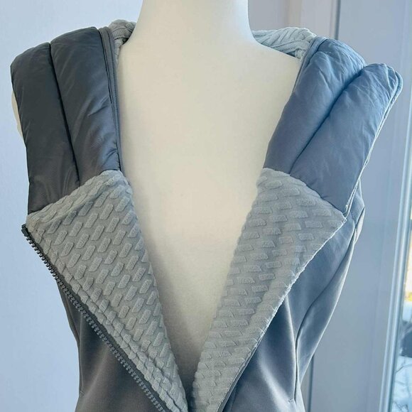 Levelwear Verve Cool Grey Hooded Asymmetric Zip Fleece-Lined Vest – US M - Picture 7 of 11